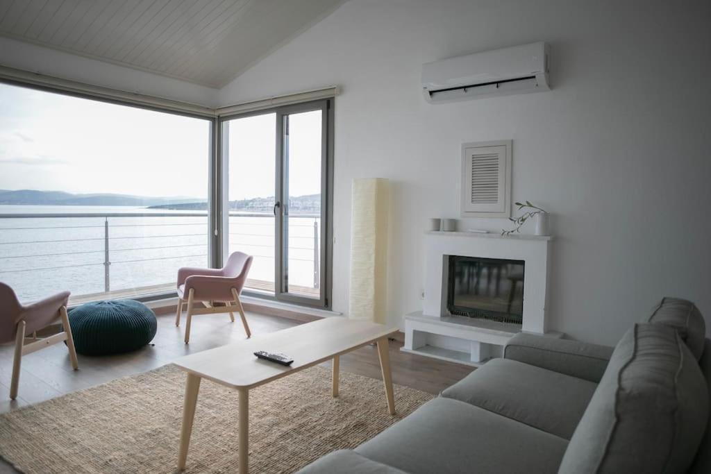 Villa Yfn Urla Seaside House Balikliova Esterno foto