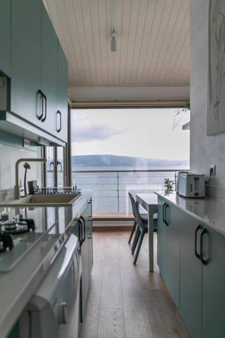 Villa Yfn Urla Seaside House Balikliova Esterno foto